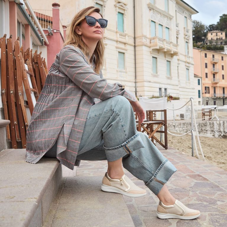 Slip-on Avorio con zip ENVAL SOFT