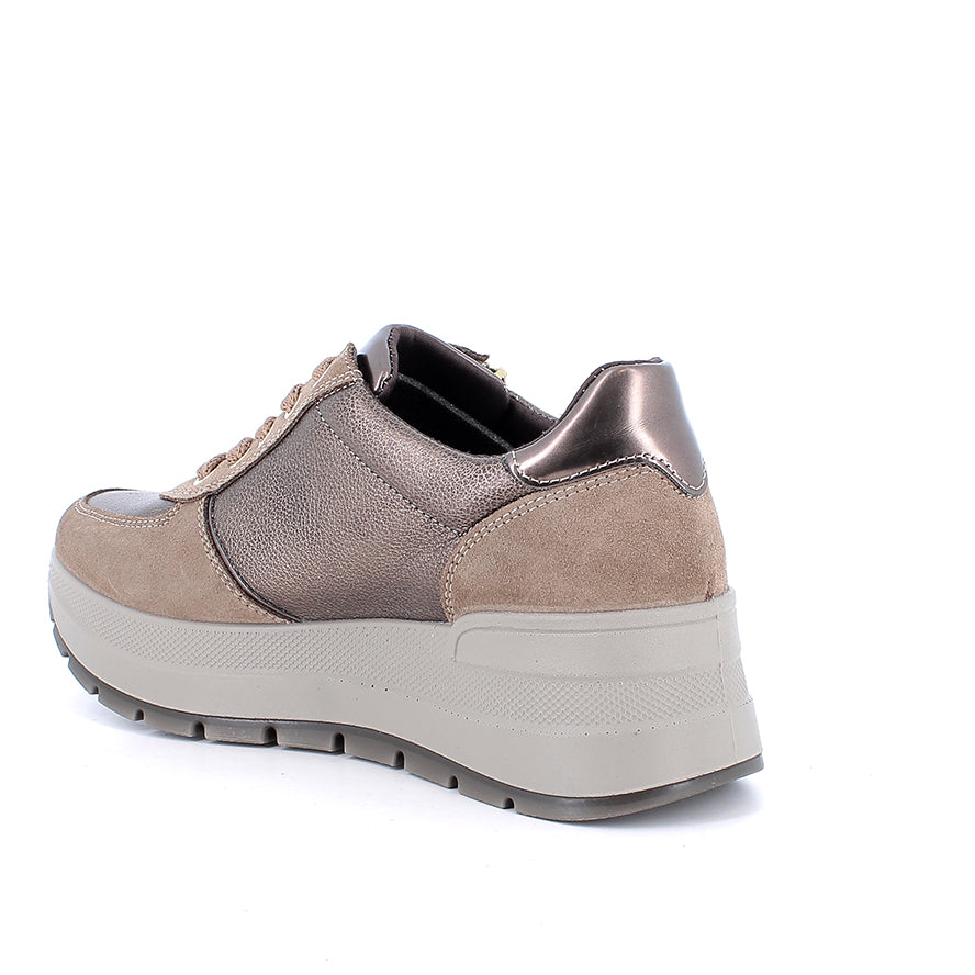Sneaker fango in pelle con zeppa IGI&CO