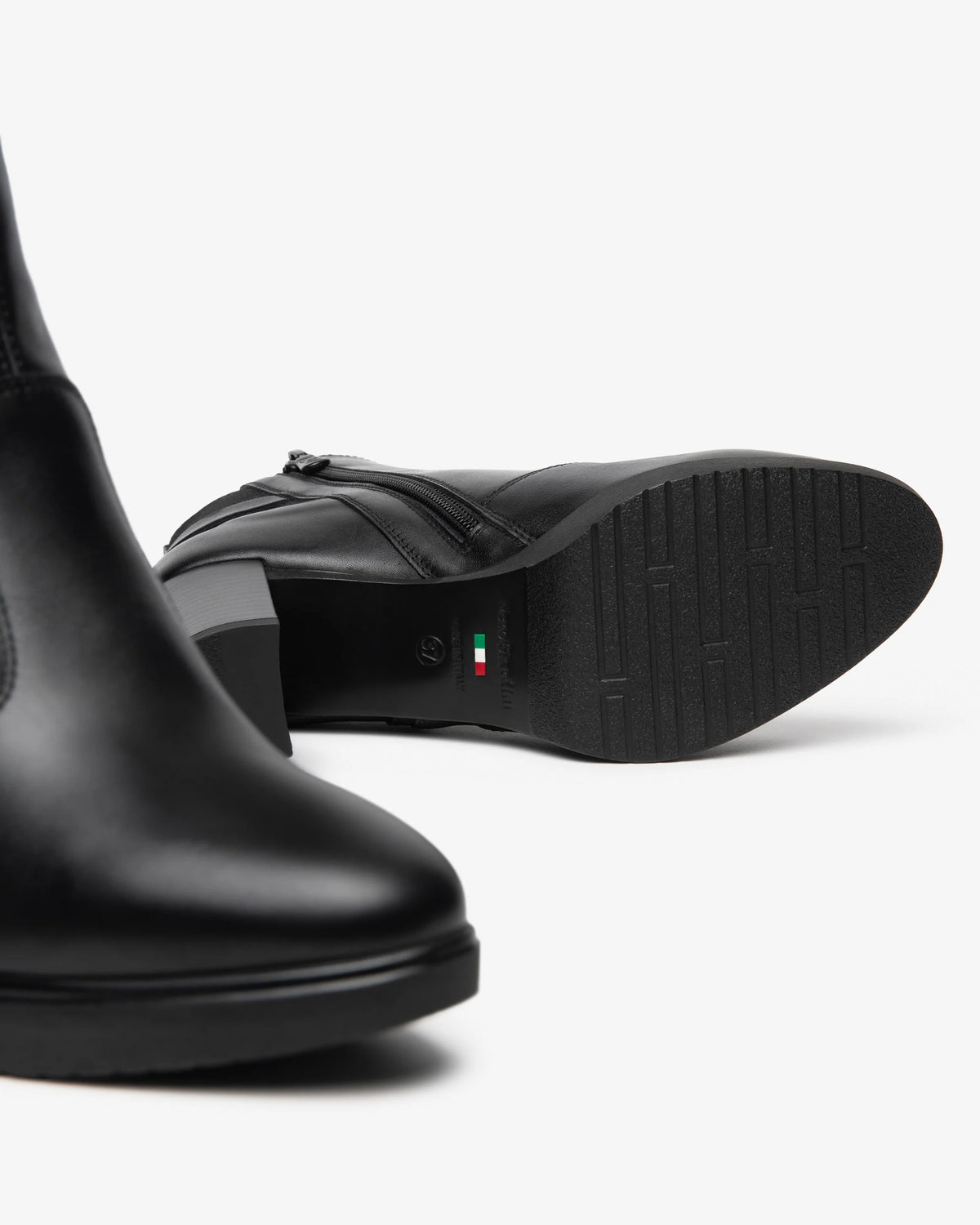 Stivaletto Nero in pelle NeroGiardini
