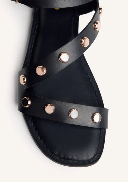 Snadalo flat Nero in pelle con borchie GIOSEPPO