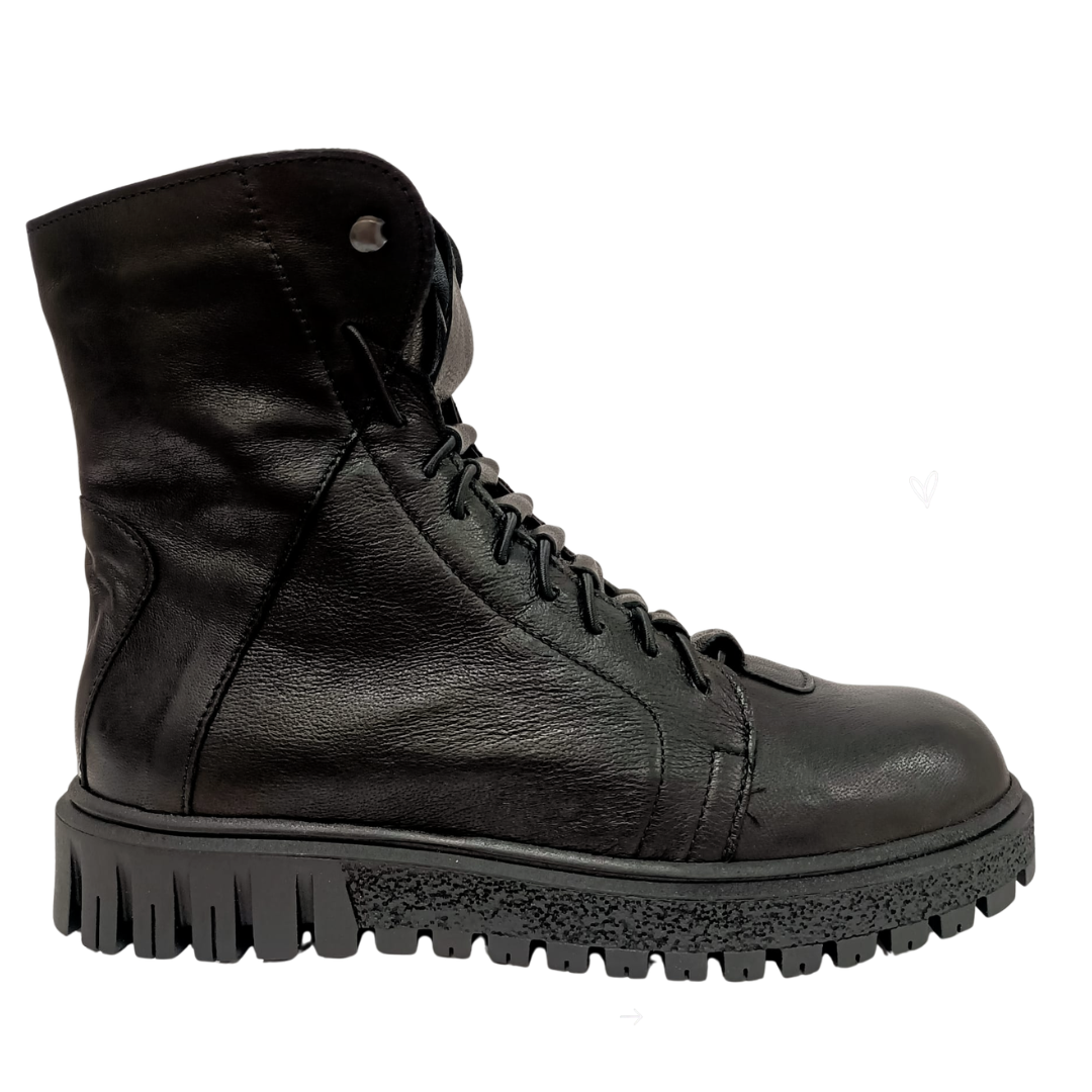 Stivaletto nero in pelle MAD MIND