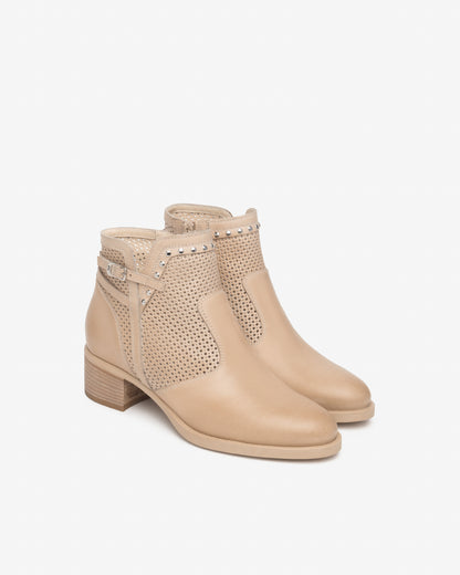 Stivaletto Beige in pelle traforata NeroGiardini