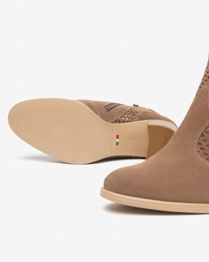 Stivaletto Marrone con tacco NeroGiardini