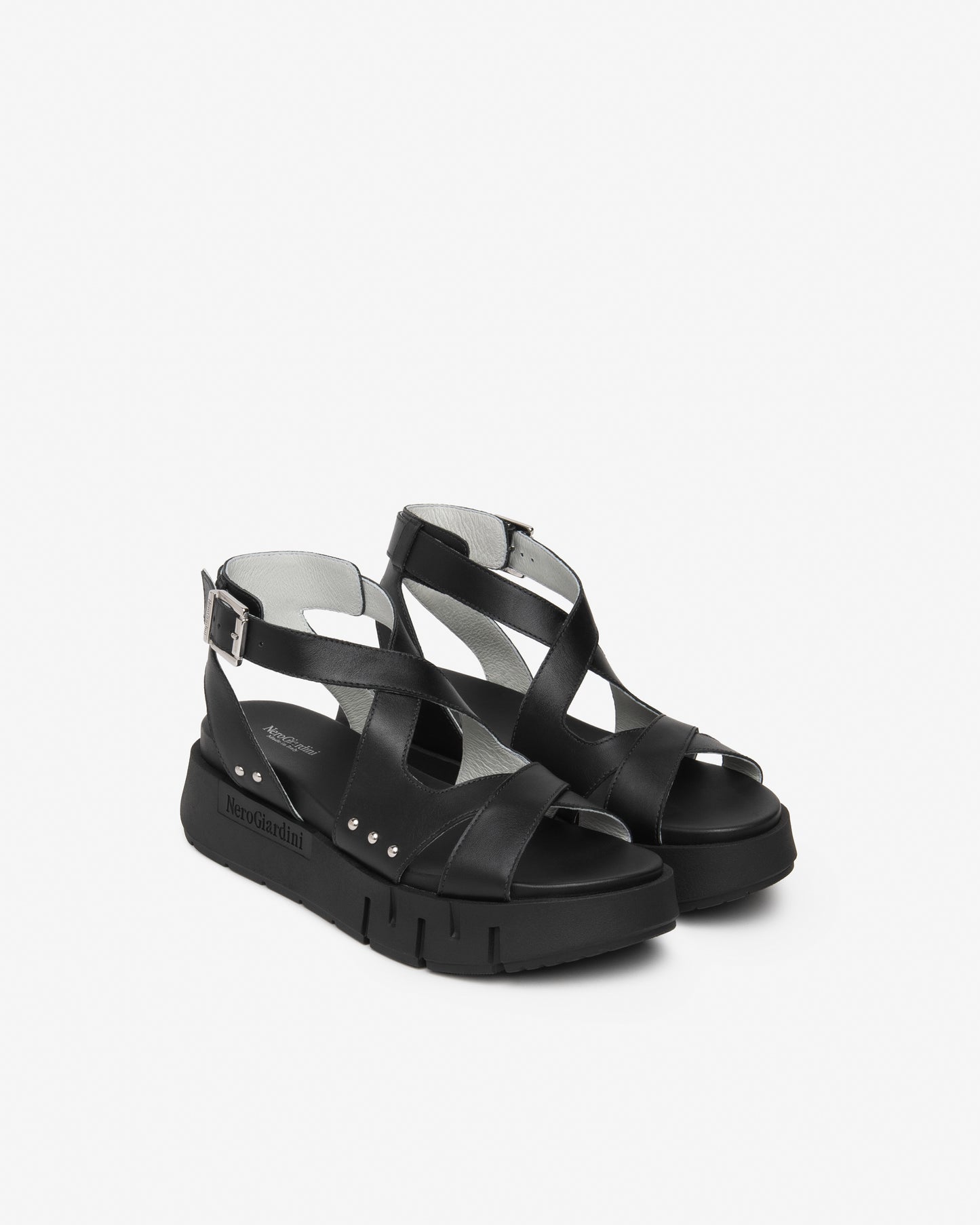 Sandalo in pelle con platform NeroGiardini