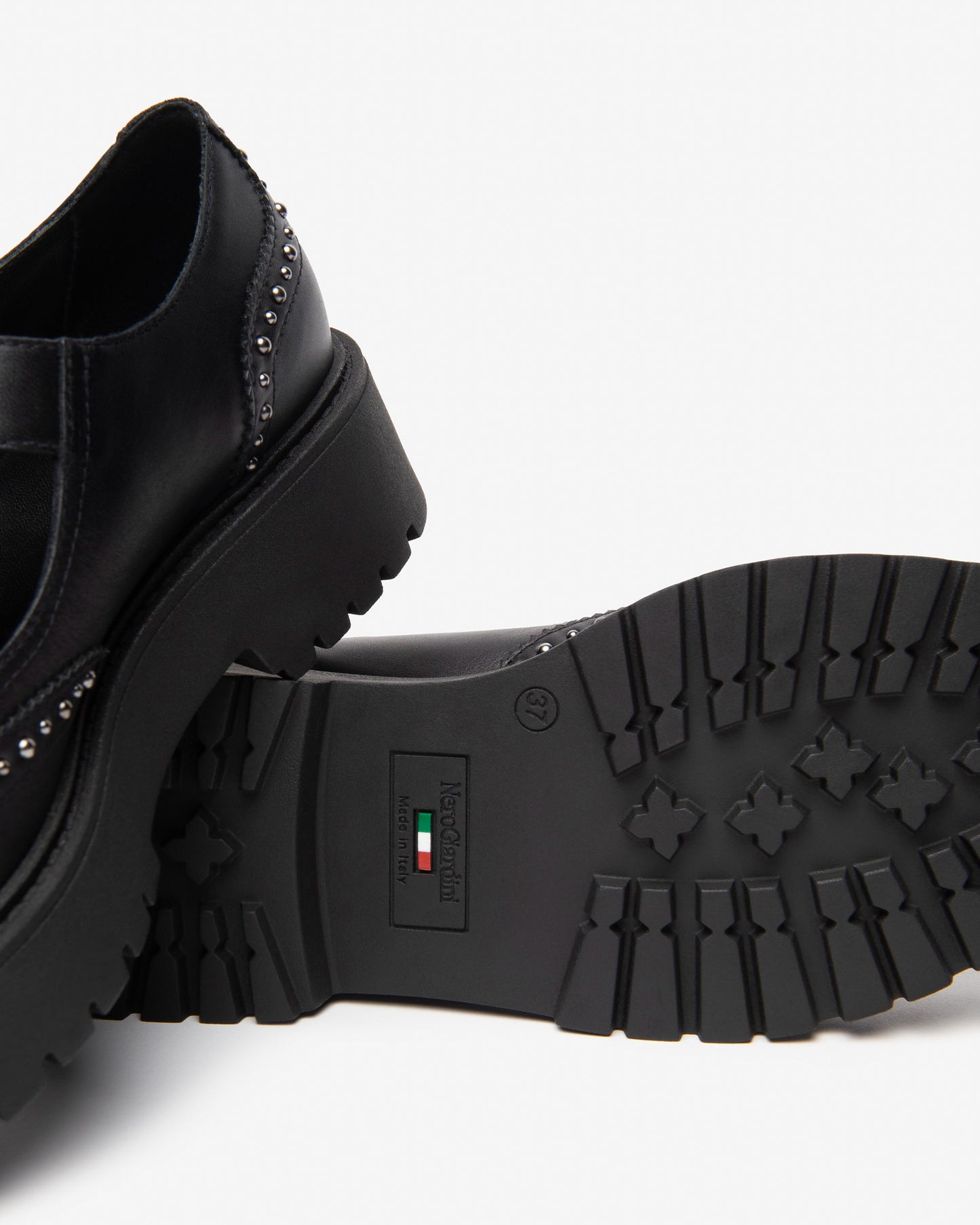 Scarpa Mary Jane in Pelle NeroGiardini