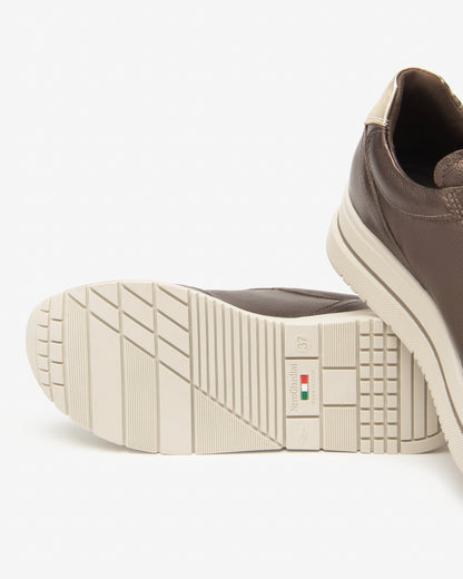 Sneakers Bronzo in pelle con zip NeroGiardini