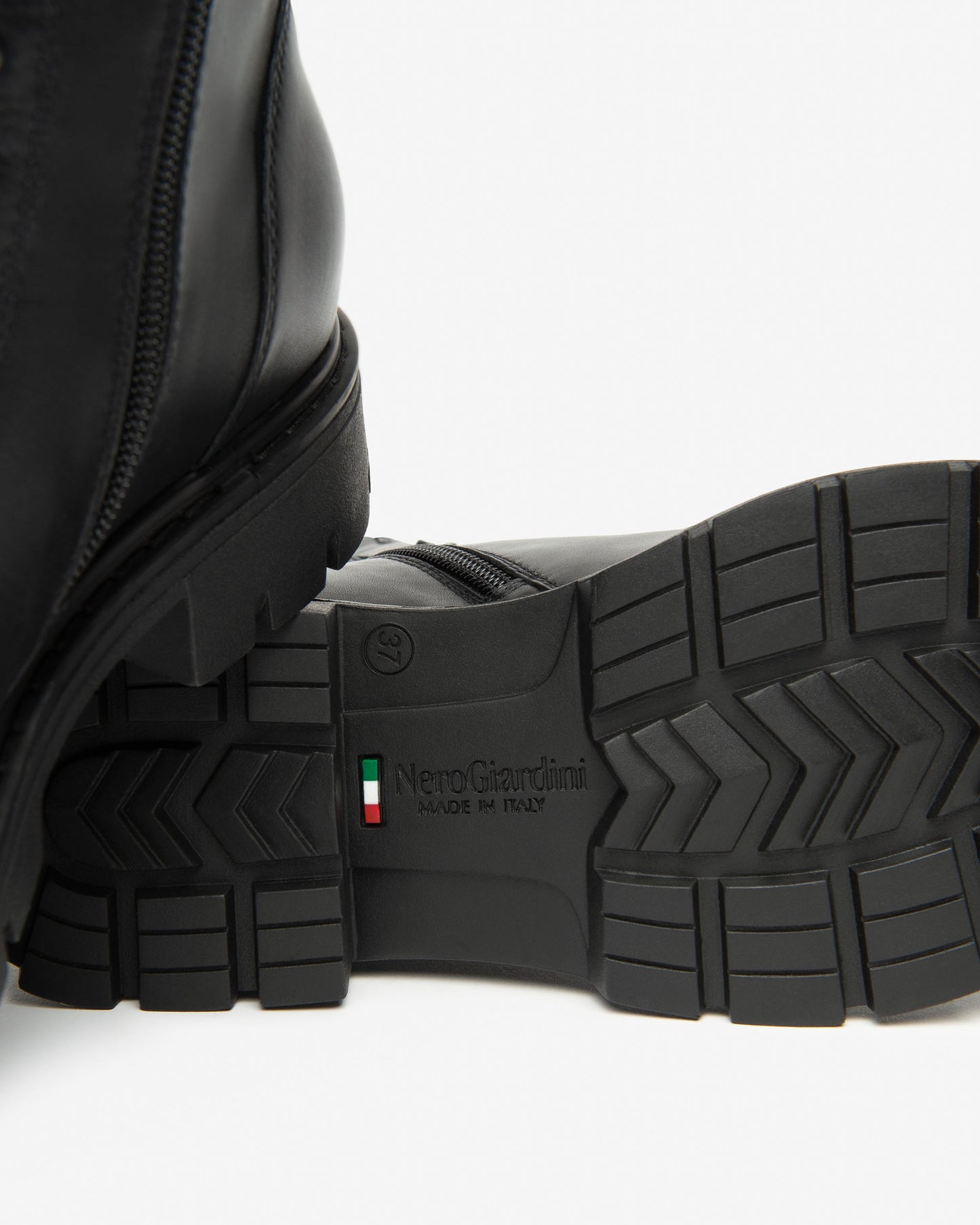 Anfibio in pelle NeroGiardini