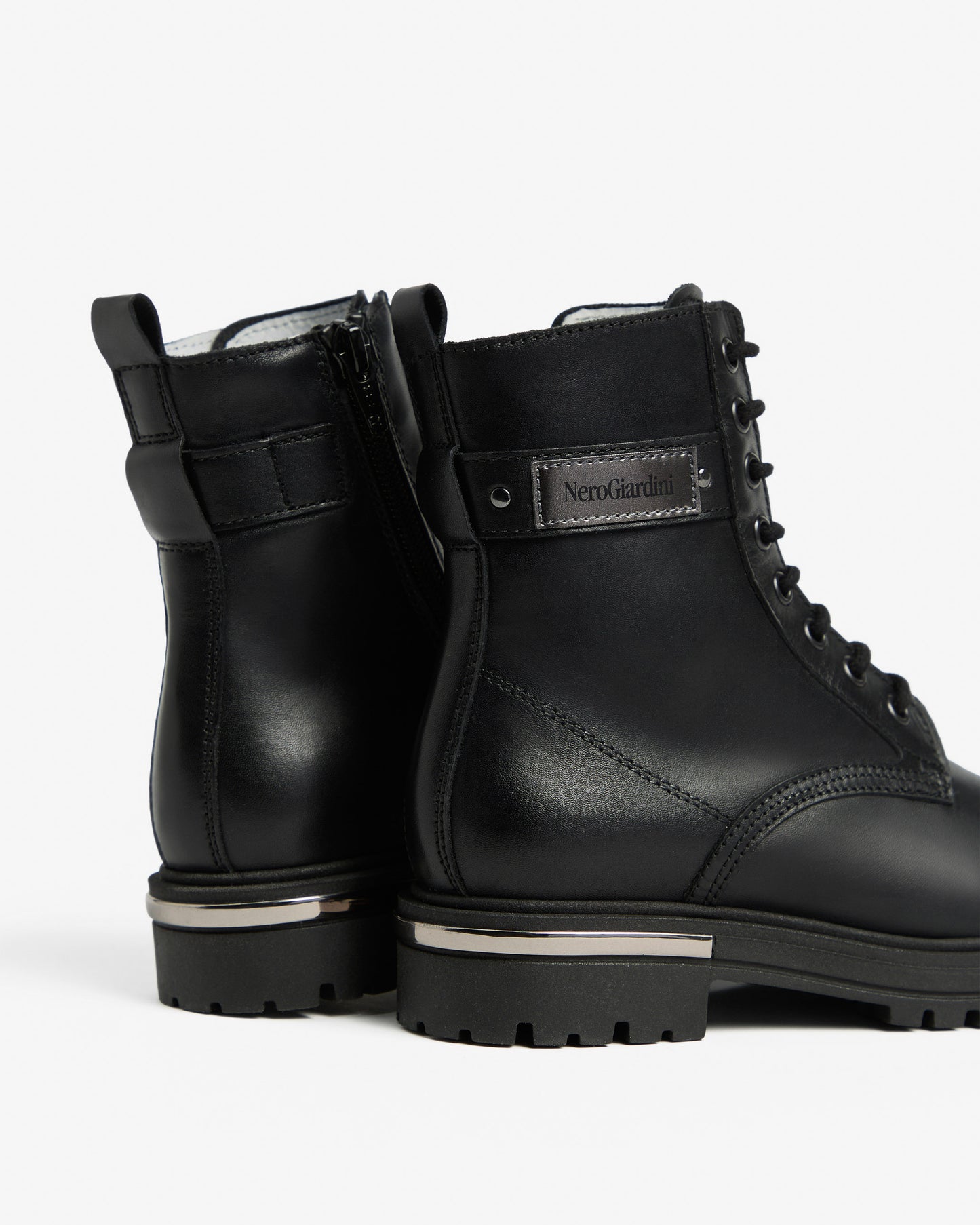 Anfibio Nero da ragazza in pelle NeroGiardini