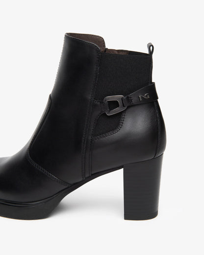 Stivaletto Nero in pelle NeroGiardini