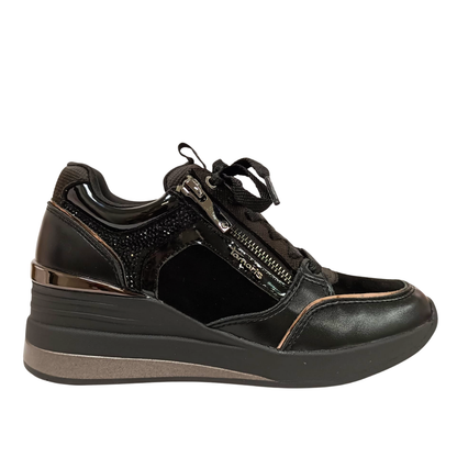 Sneaker Nera con Zeppa TAMARIS
