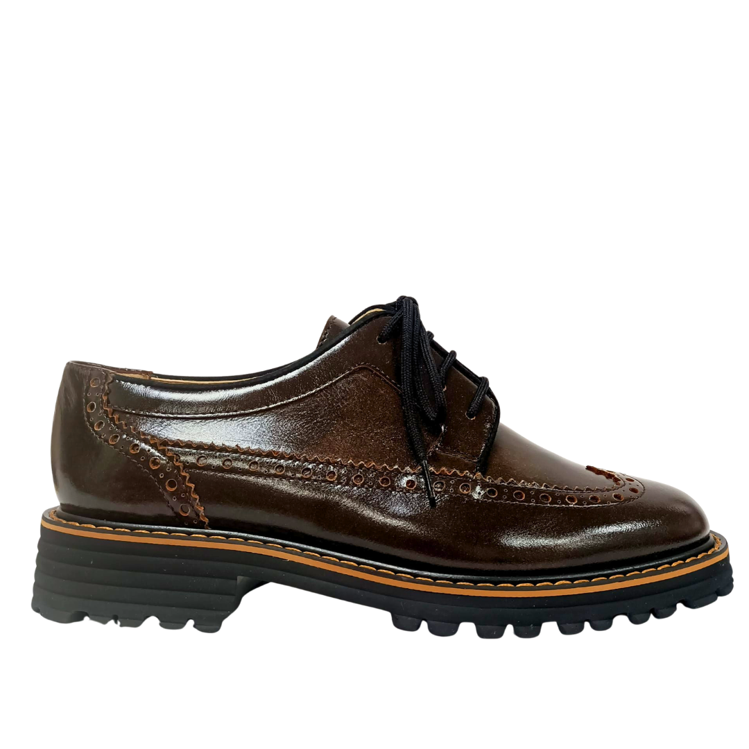 Scarpa stringata in pelle marrone ARTE VENETA