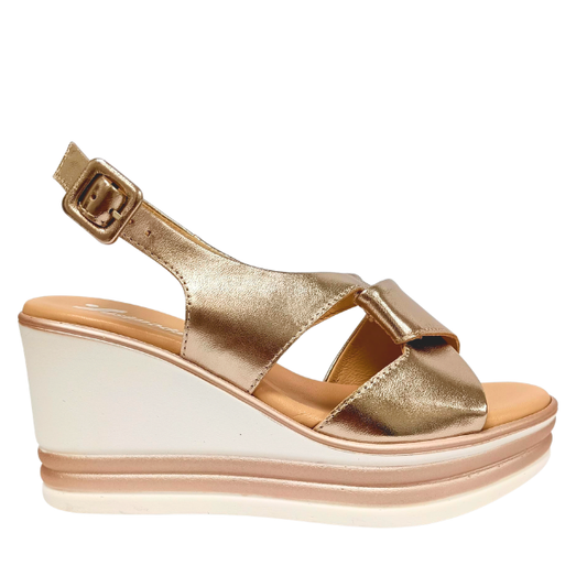 Sandalo in pelle Platino con zeppa SUSIMODA