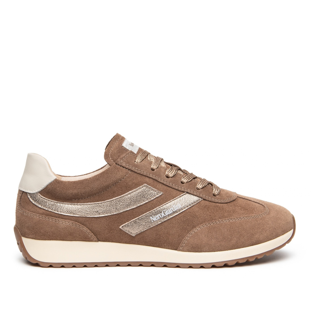 Sneaker marrone in pelle scamosciata NEROGIARDINI