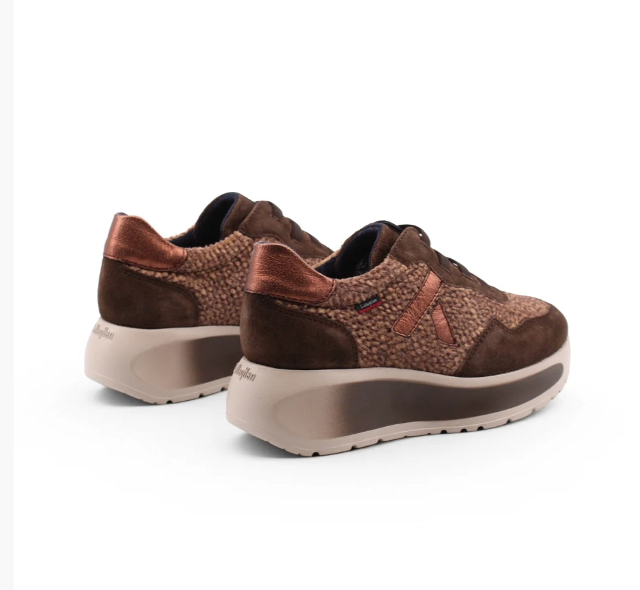 Sneakers marrone con lacci elastici CALLAGHAN