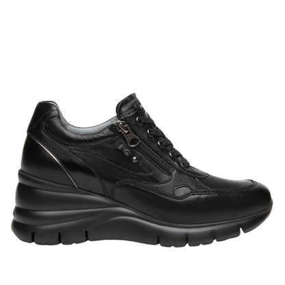 Sneaker nero con zeppa in pelle NeroGiardini